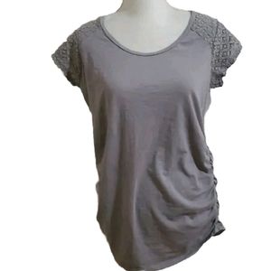 Oh baby by motherhood Maternity Large  gray knit top